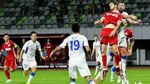 萧亚轩与黄皓分手后积极疗伤，自信迎接新生活